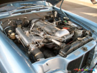 65_300SE_Cab-8t.jpg