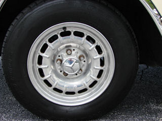 1948861_17t.jpg