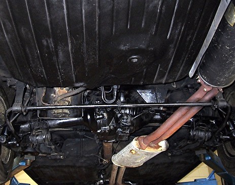 68benz_under.jpg