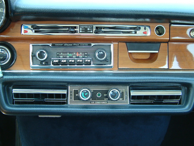 59064_1973_Mercedes_Benz_300_SEL_005.jpg