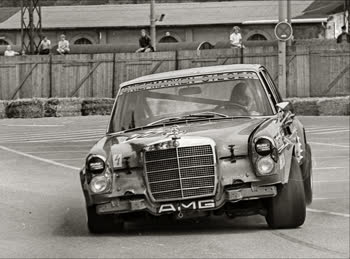 109 AMG-1 -  Die rot sau