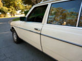 WHITEWAGON011t.jpg