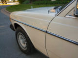 WHITEWAGON012t.jpg