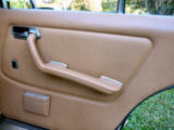 WHITEWAGON028t.jpg