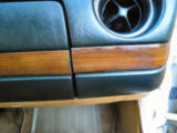 WHITEWAGON038t.jpg