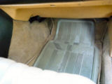 WHITEWAGON049t.jpg