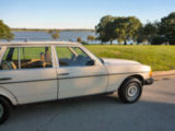 WHITEWAGON065t.jpg