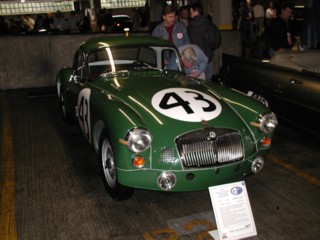 18336172lg.jpg