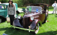 112_0903_08z+2009_amelia_island_concours_d_elegance+1938_american_bantam_boulevard_deliveryt.jpg
