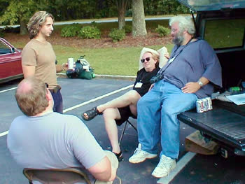 01-0-Copr_2002-Richard_J_Sexton-Mike_from_droublw-drive_2002t.jpg