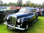 bentley3t.jpg