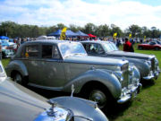 bentley8t.jpg